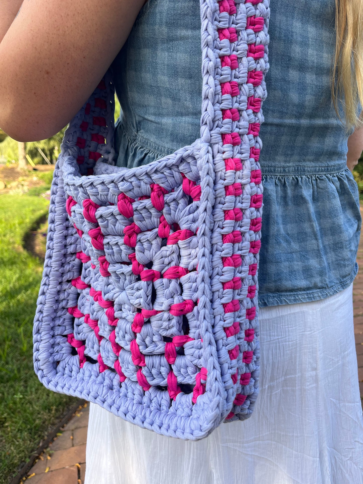 Crochet Jumbo Granny Pop Bag | Beginner Friendly Crochet Pattern | Crochet Granny Square Bag Pattern