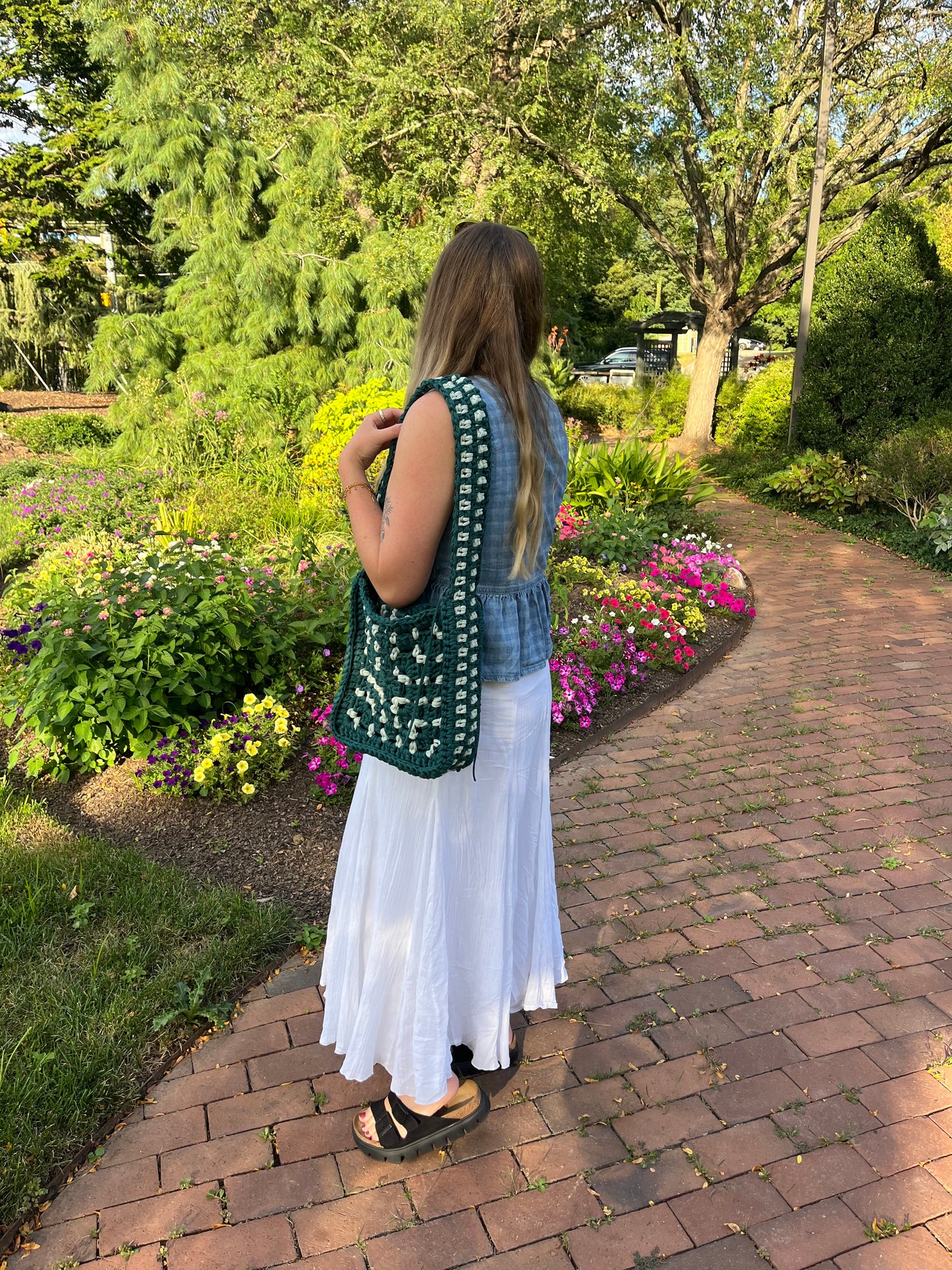 Crochet Jumbo Granny Pop Bag | Beginner Friendly Crochet Pattern | Crochet Granny Square Bag Pattern