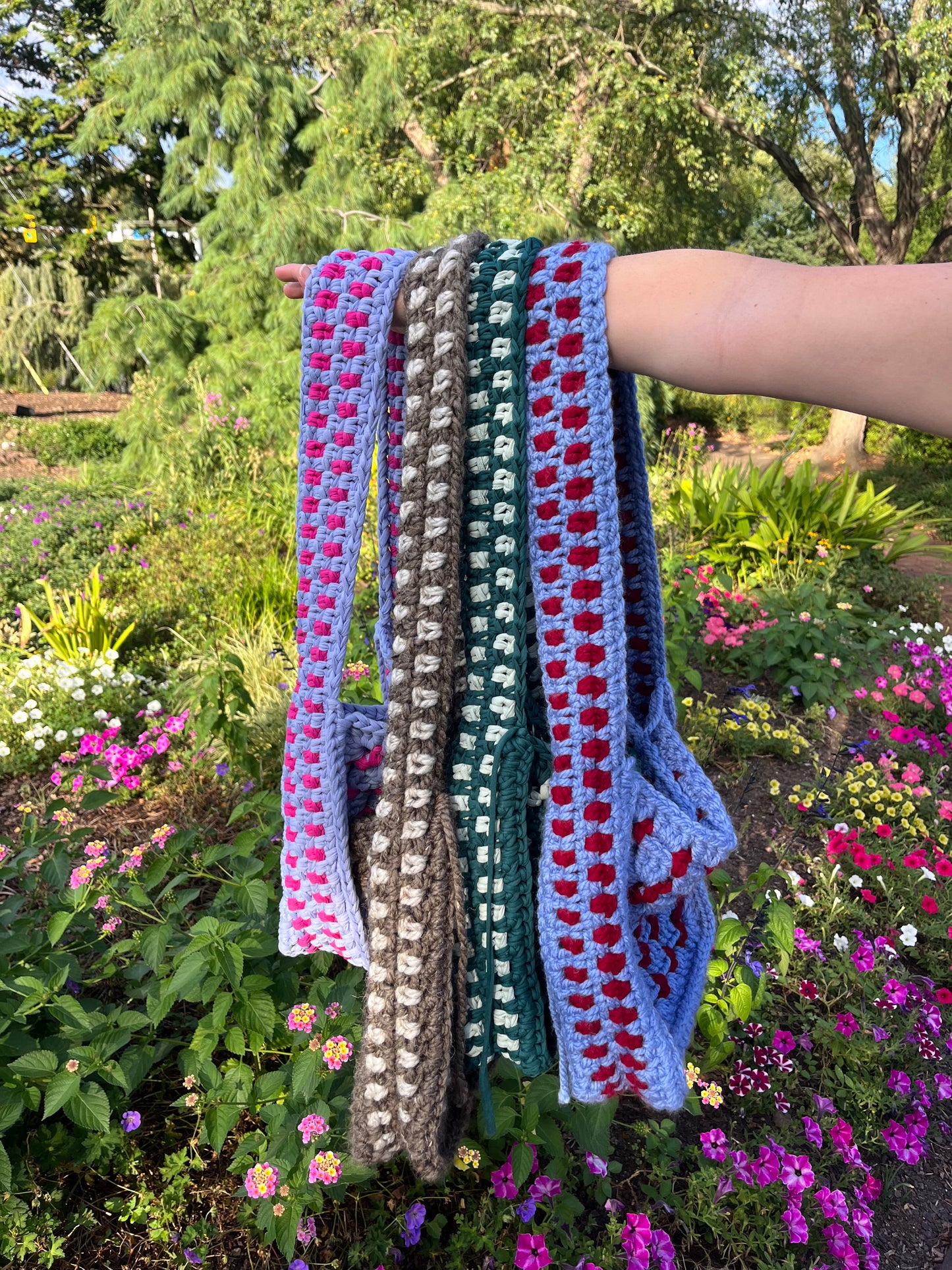 Crochet Jumbo Granny Pop Bag | Beginner Friendly Crochet Pattern | Crochet Granny Square Bag Pattern