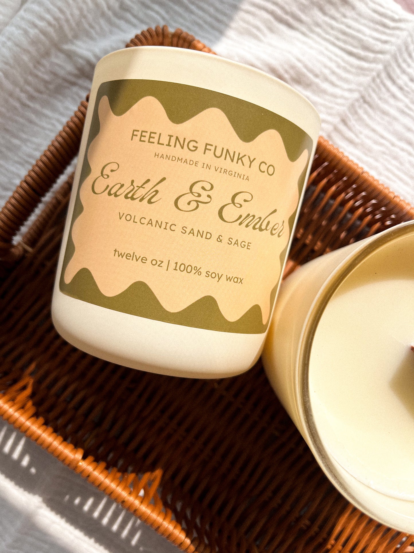 Earth & Ember Candle | 12 oz. | 100% Soy Wax Non-Toxic Candle
