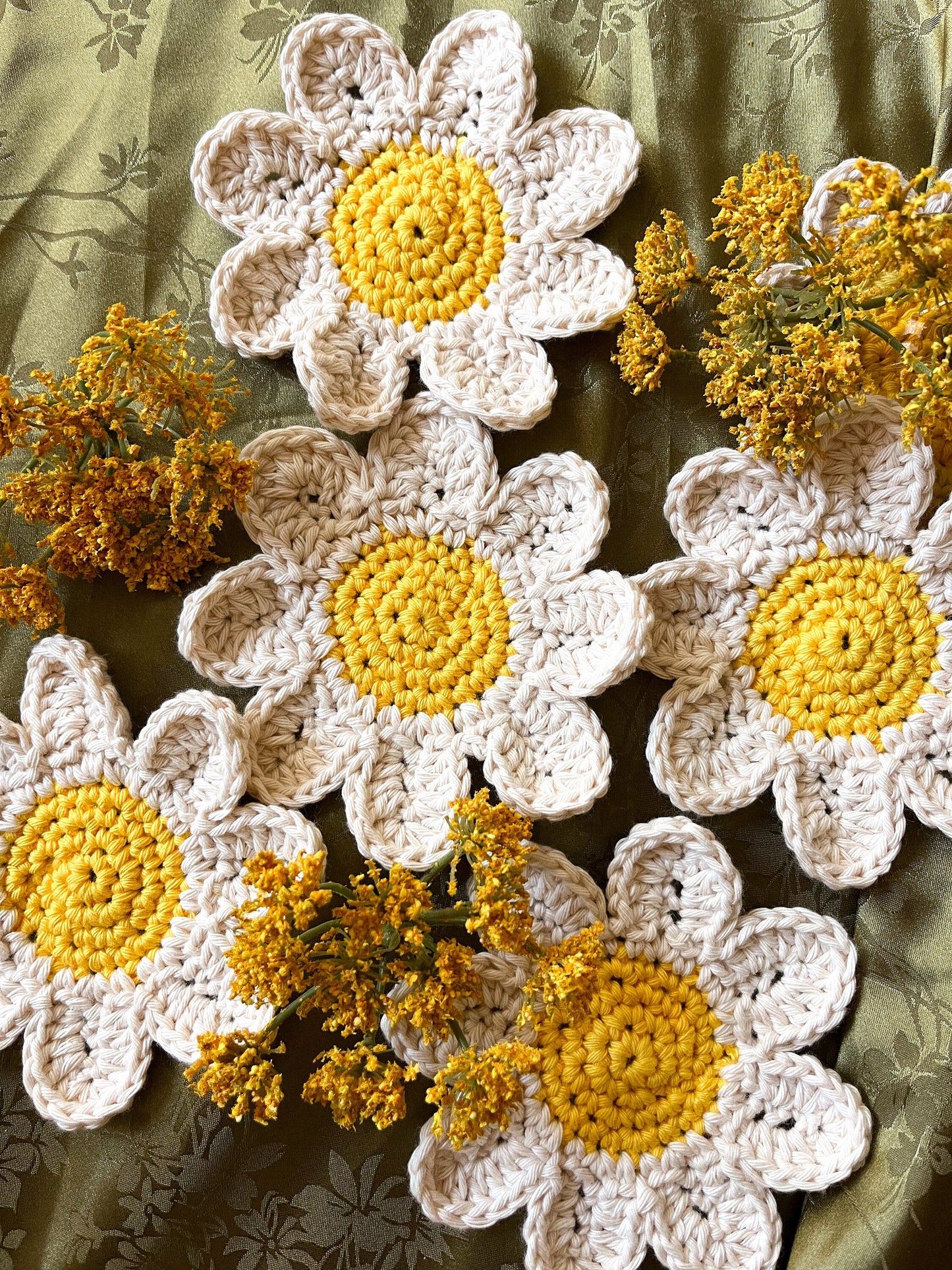 Crochet Flower Coasters | Daisy