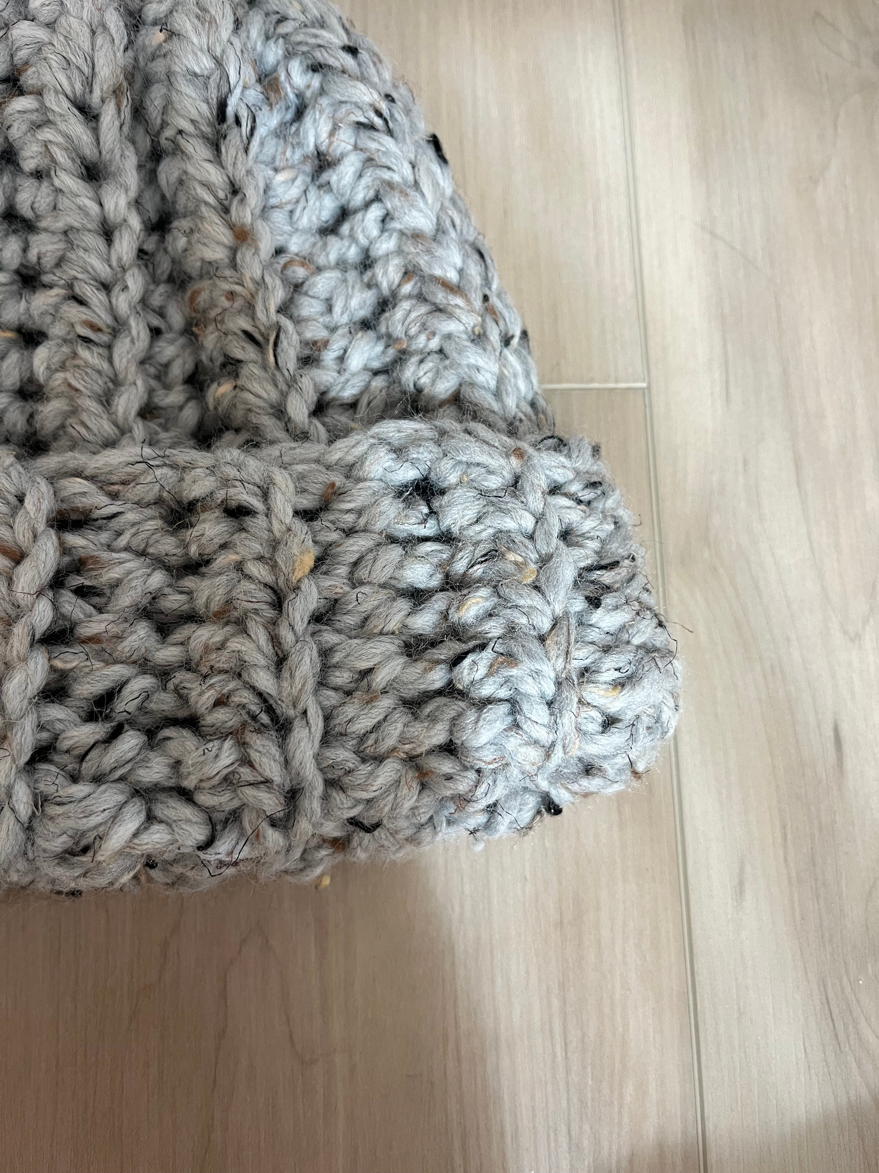 crochet chunky beanie | heather gray