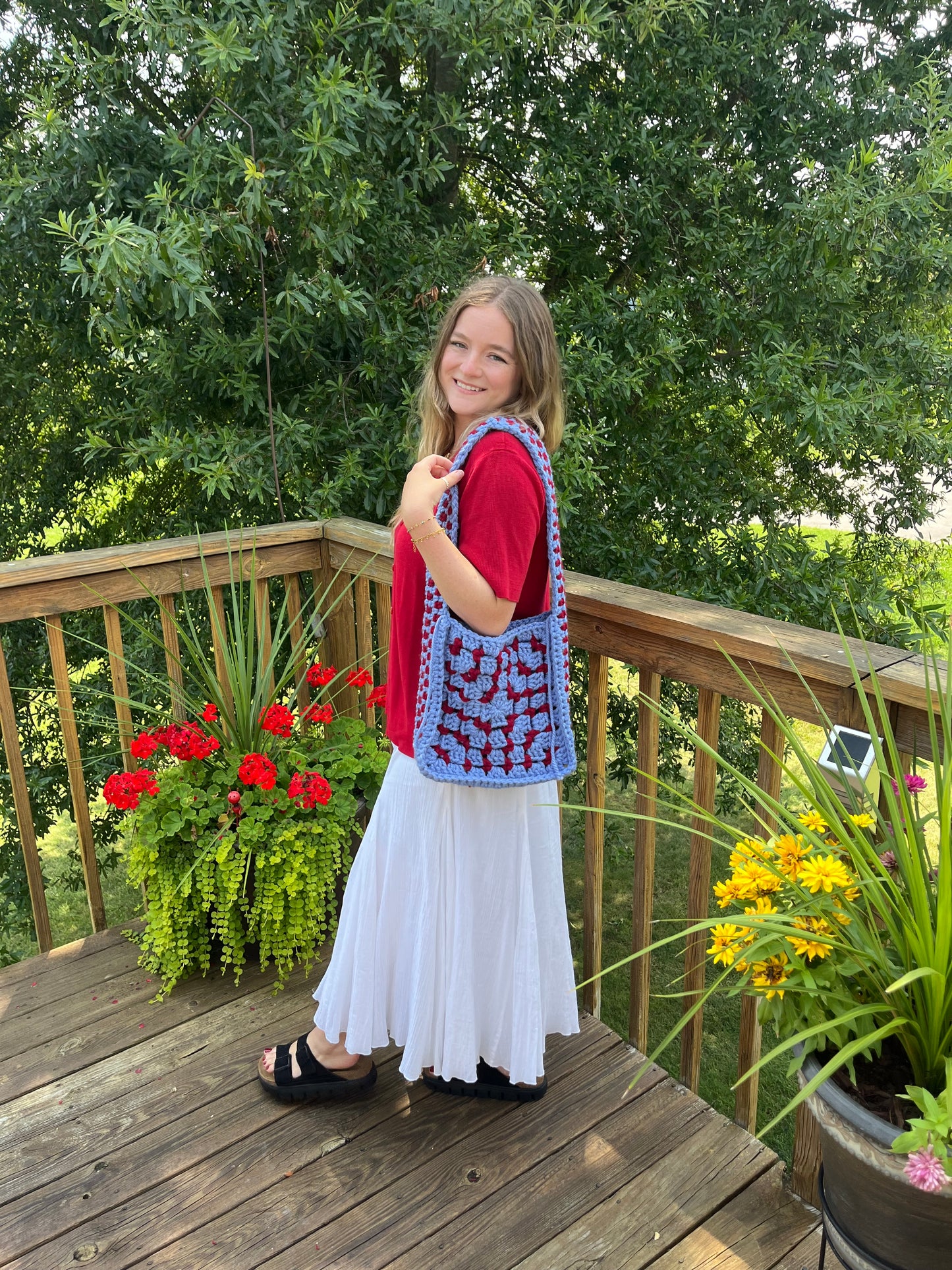 Crochet Jumbo Granny Pop Bag | Beginner Friendly Crochet Pattern | Crochet Granny Square Bag Pattern