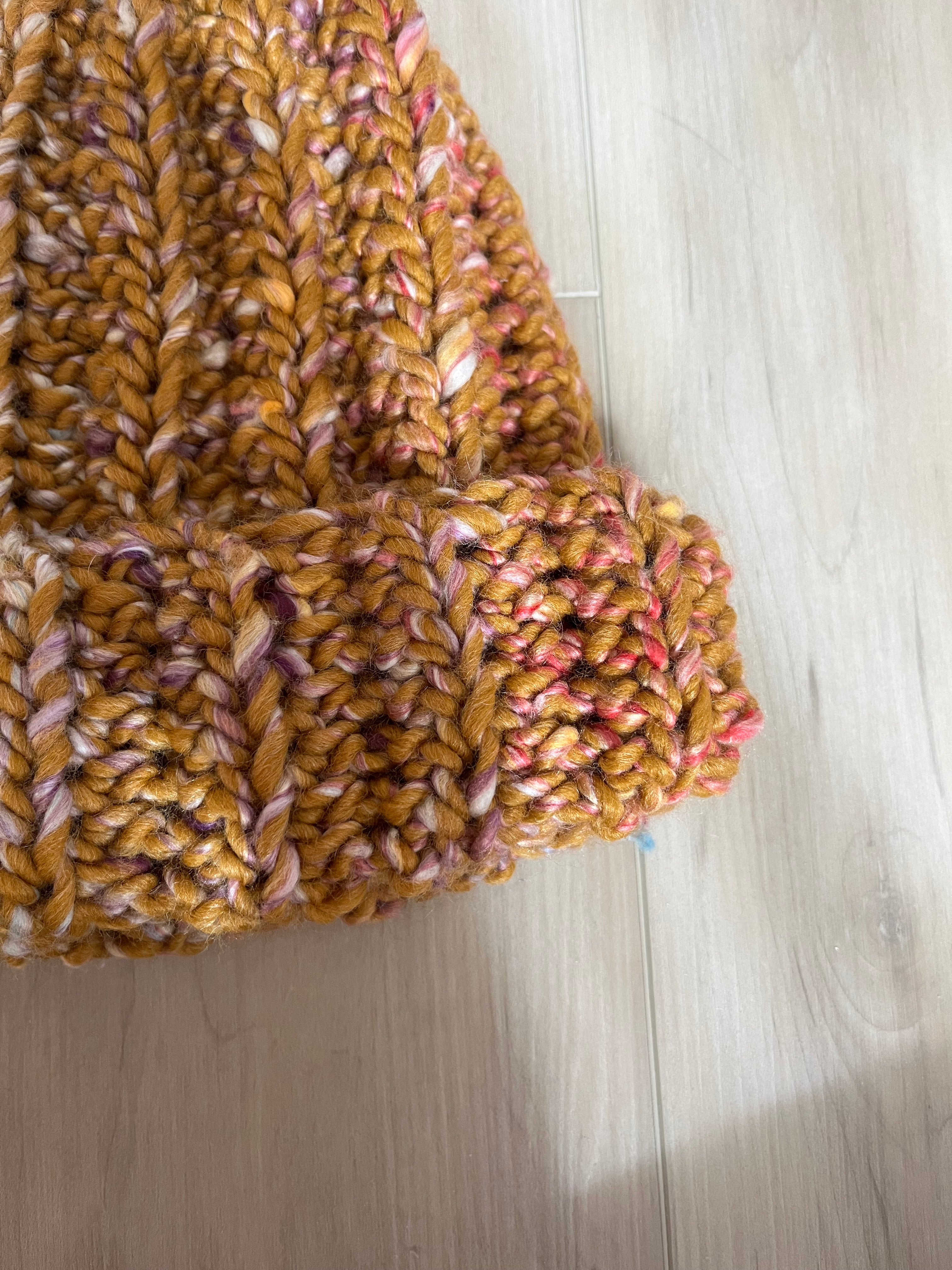 crochet chunky beanie | speckled mustard yellow￼